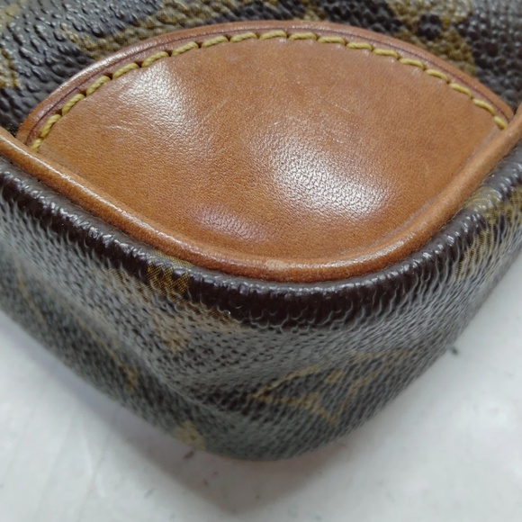 Pre-Owned Louis Vuitton Shoulder Bag Monogram Danube UNISEX - Picture 7 of 8